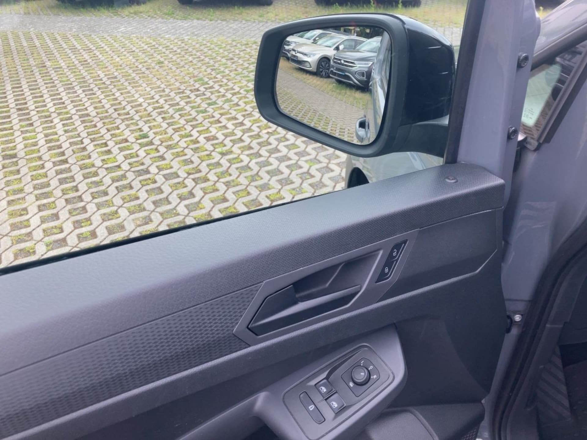 Volkswagen Caddy Basis-Modell