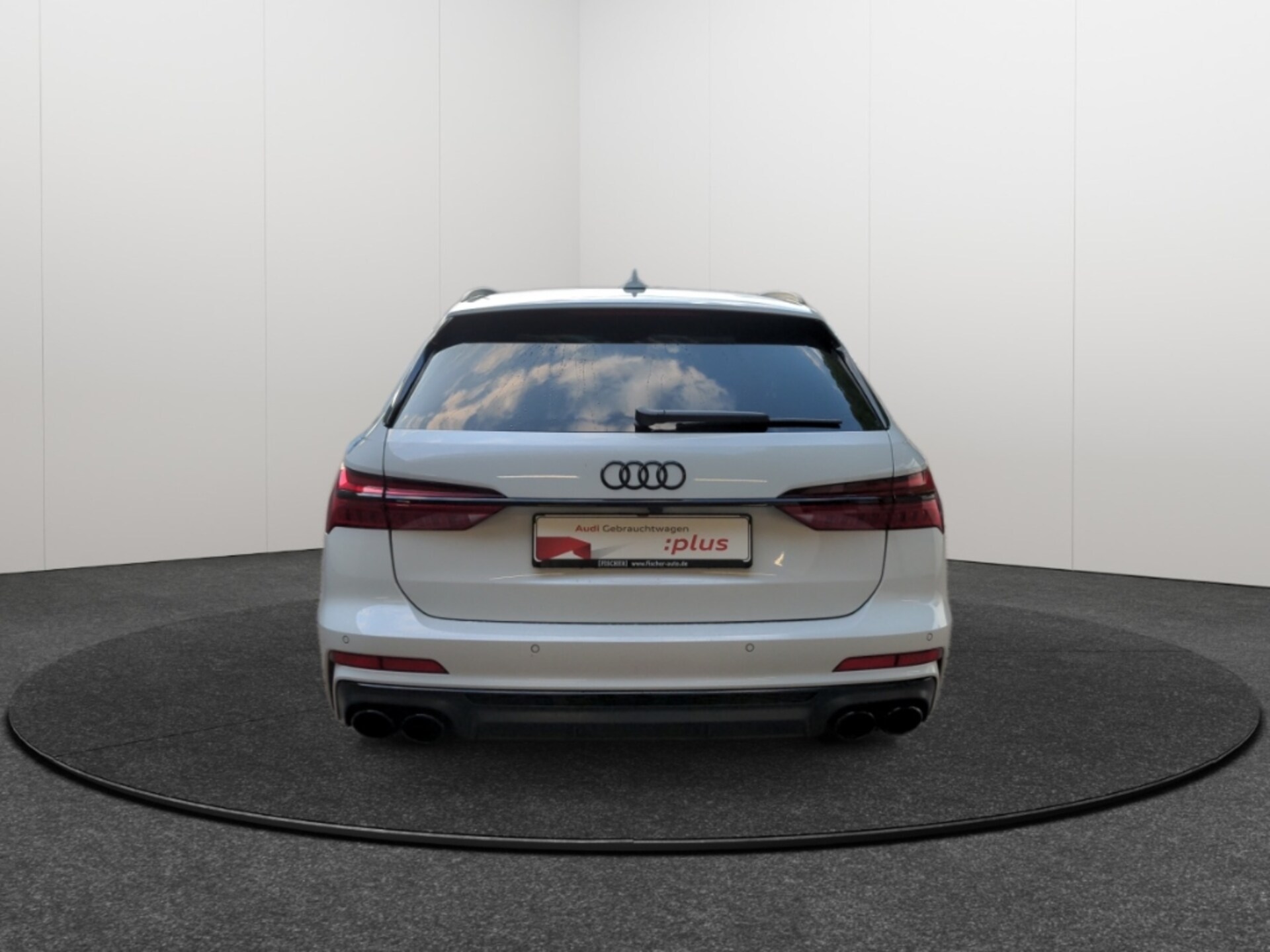 Audi S6 Avant