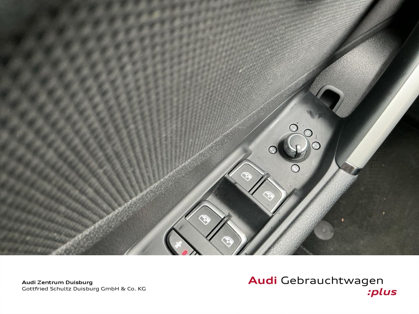 Bild über Audi Q2 S line 35 TFSI S tronic - für weitere Informationen kontaktieren Sie den Audi Partner