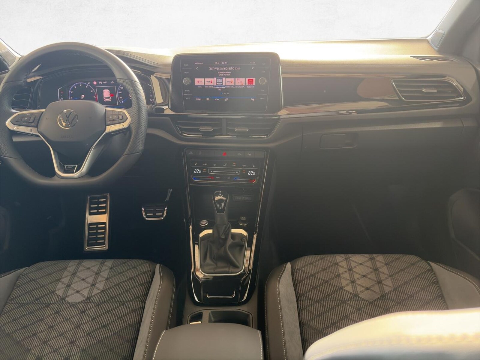 Volkswagen T-Roc – Bild 13