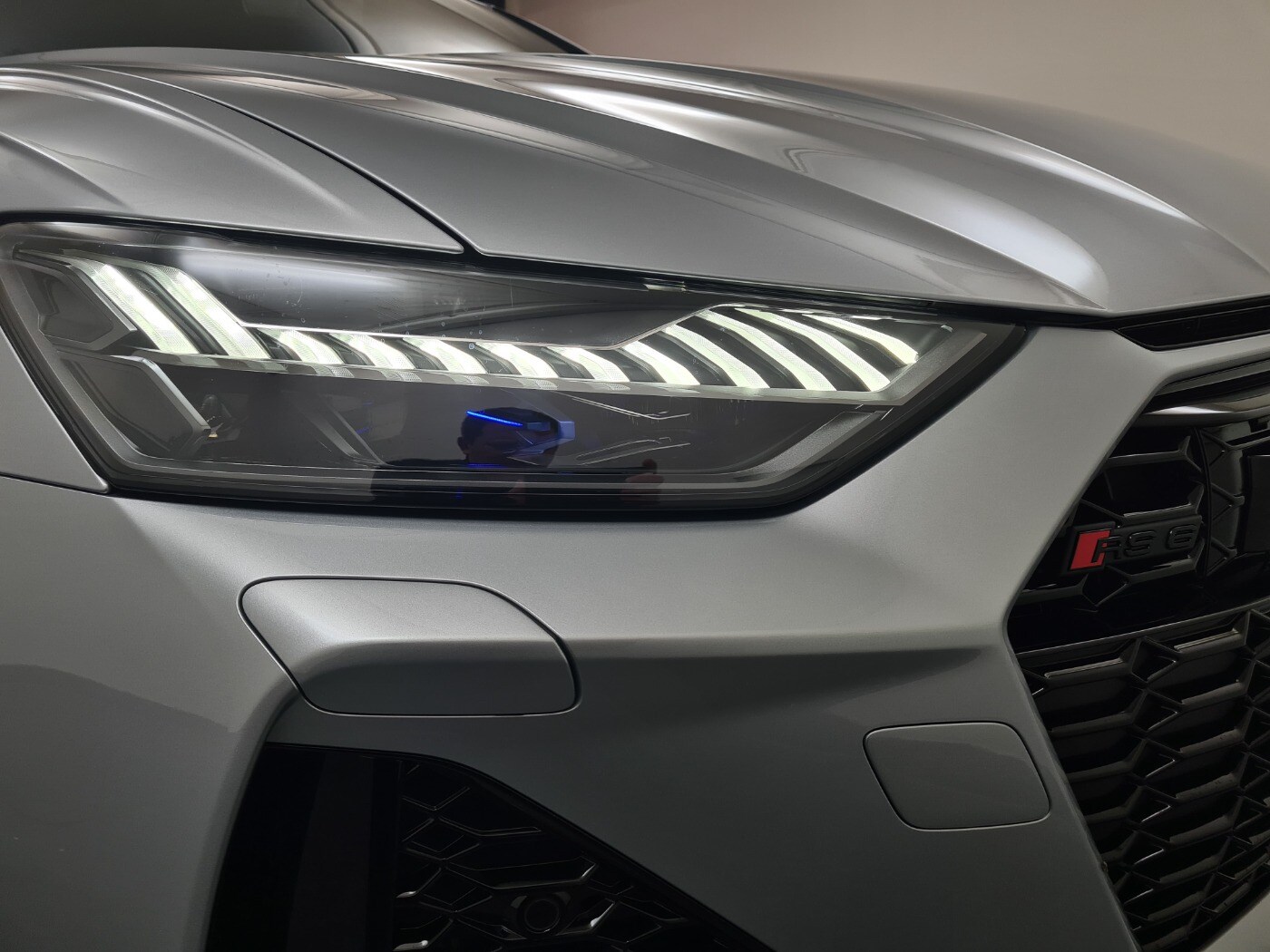 Image about Audi RS 6 Avant performance quattro tiptronic