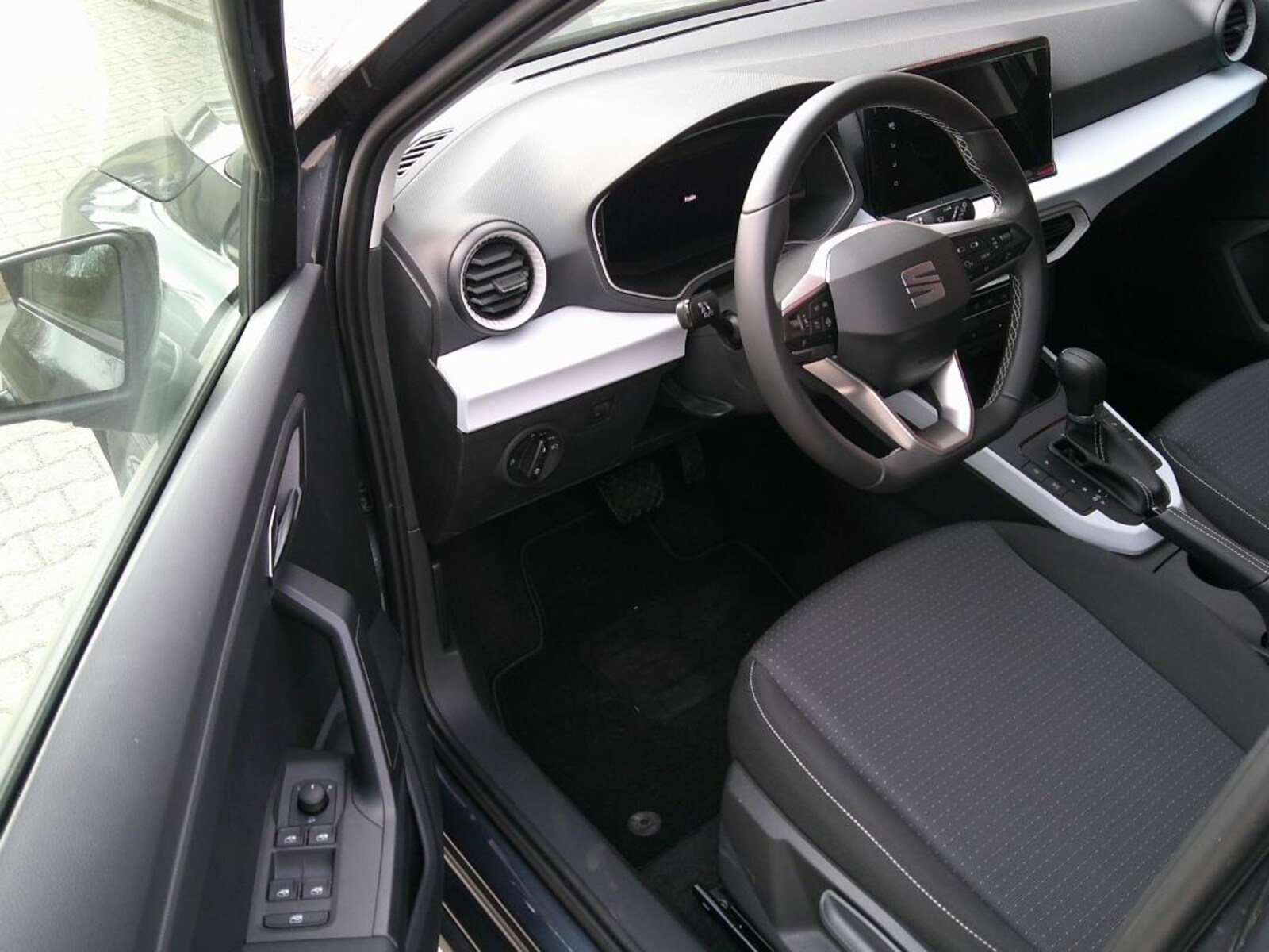 SEAT Arona – Bild 12