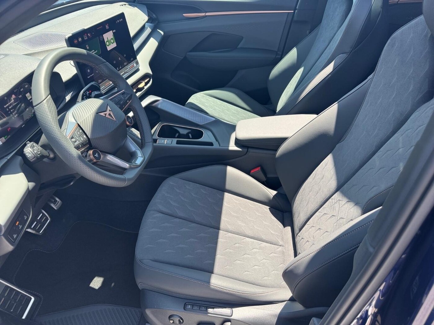 CUPRA Terramar 1.5 eTSI DSG 110 kW (150 CV) — photo 18
