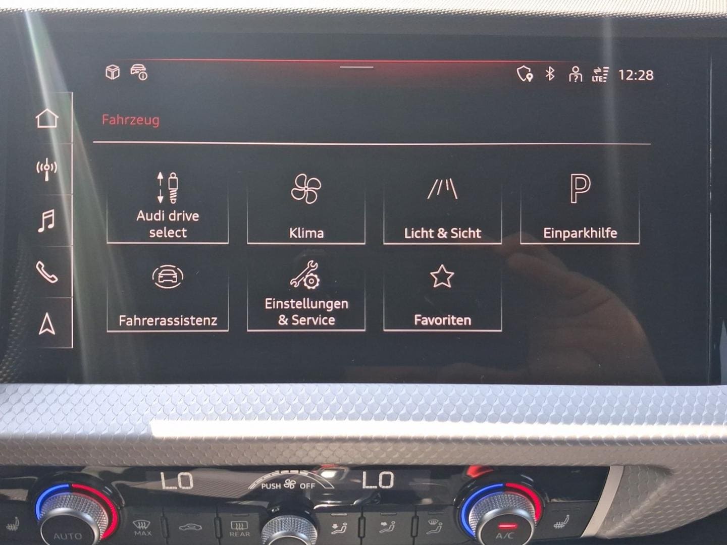 Bild über Audi A1 Sportback S line 35 TFSI S tronic - für weitere Informationen kontaktieren Sie den Audi Partner