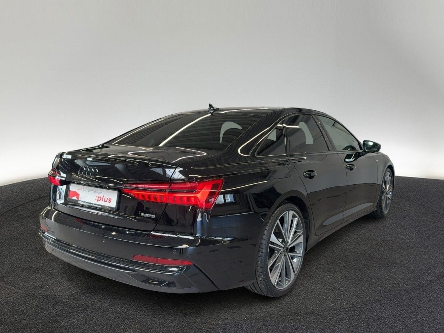 Bild über Audi A6 Limousine S line 45 TFSI quattro S tronic - für weitere Informationen kontaktieren Sie den Audi Partner