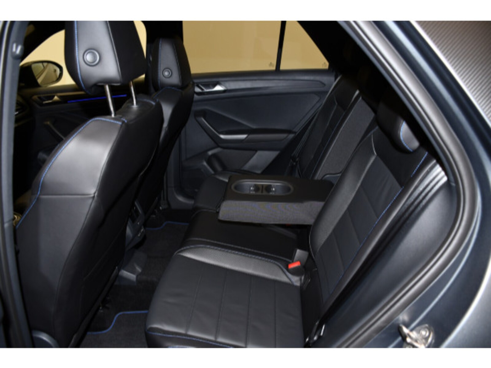 Volkswagen T-Roc – Bild 11