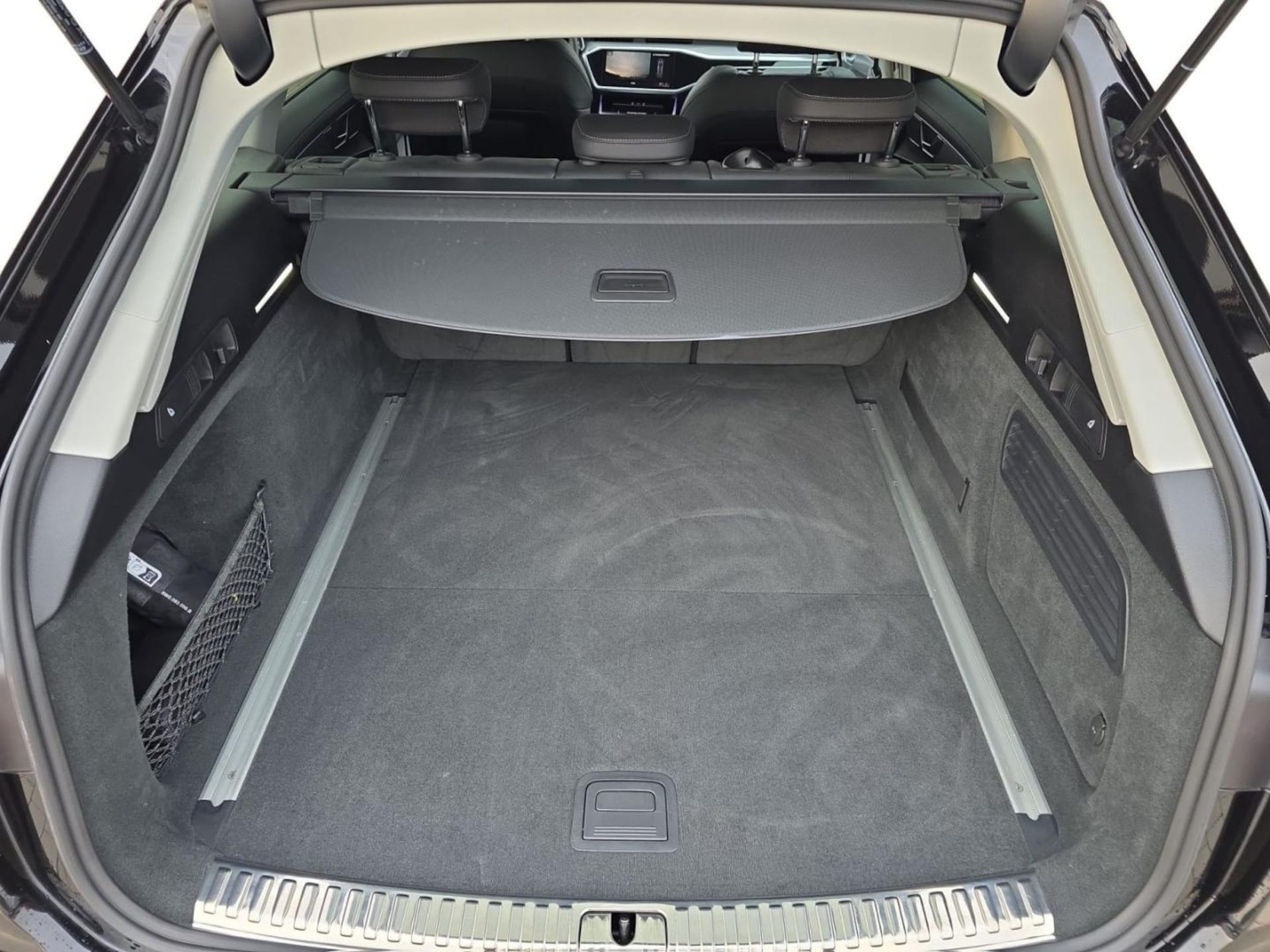 Audi S6 Avant