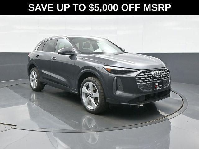 2026 Audi Q5 Premium Plus quattro's photo