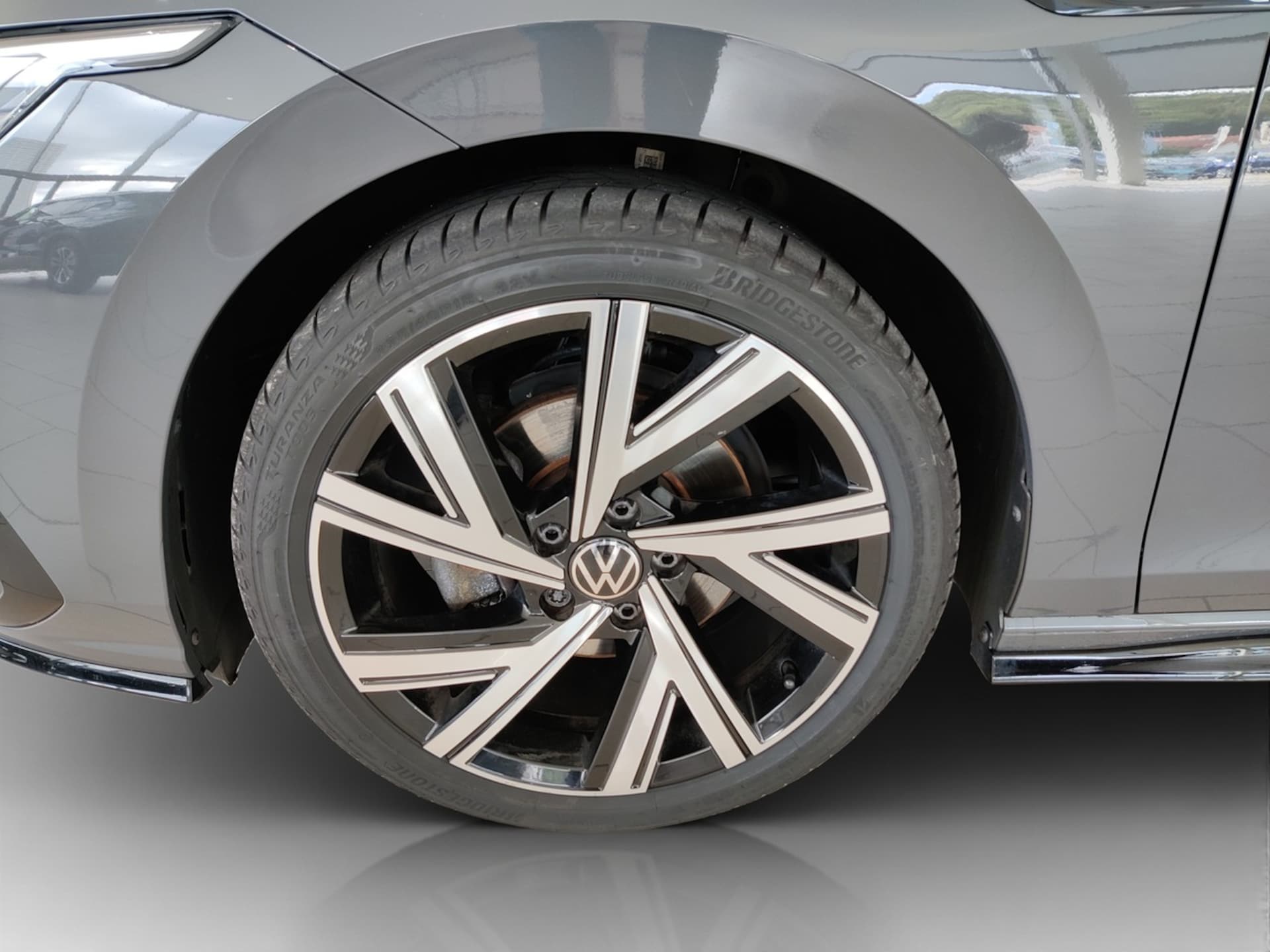 Volkswagen Golf Variant R-Line
