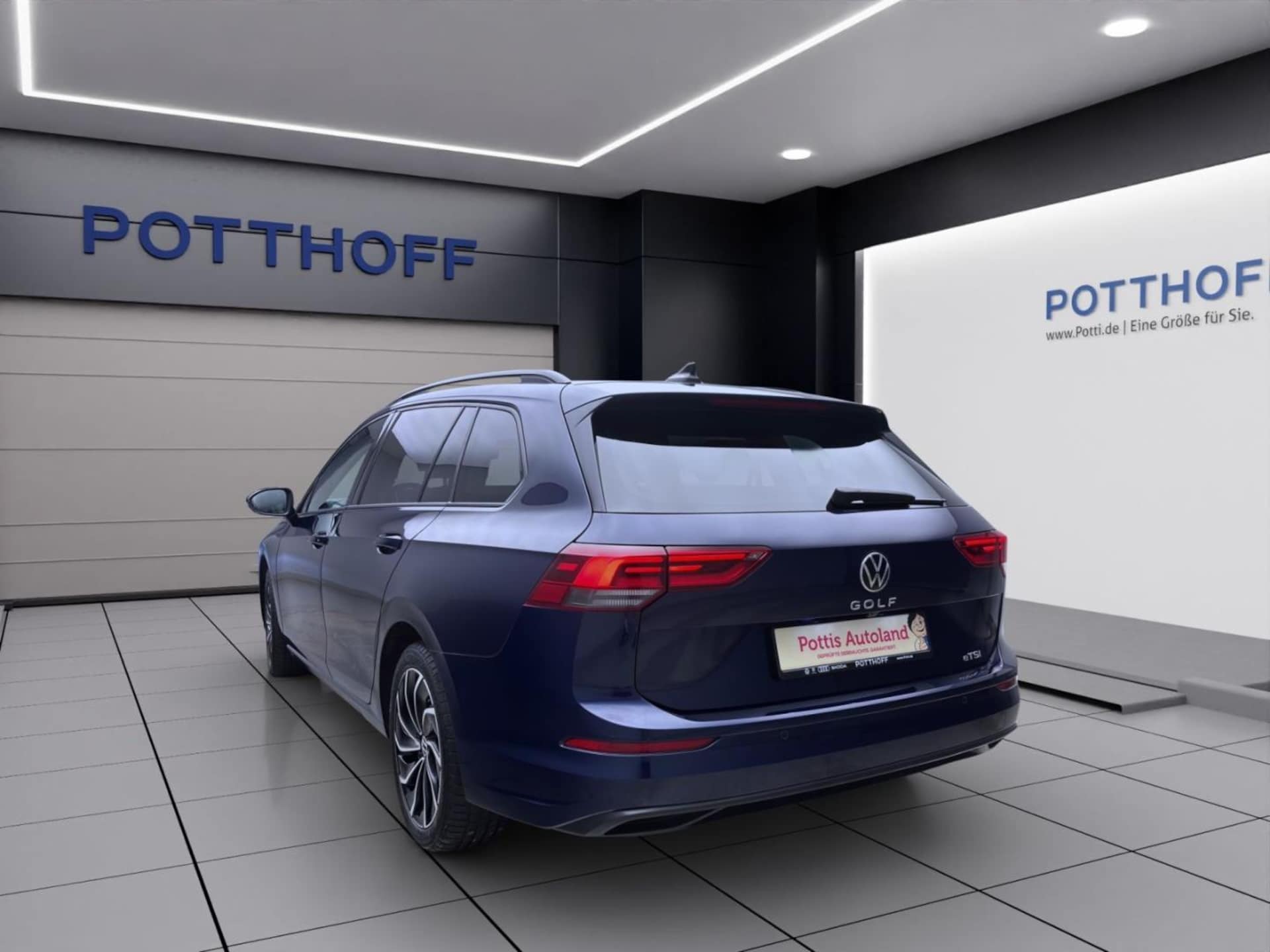 Volkswagen Golf Variant Life