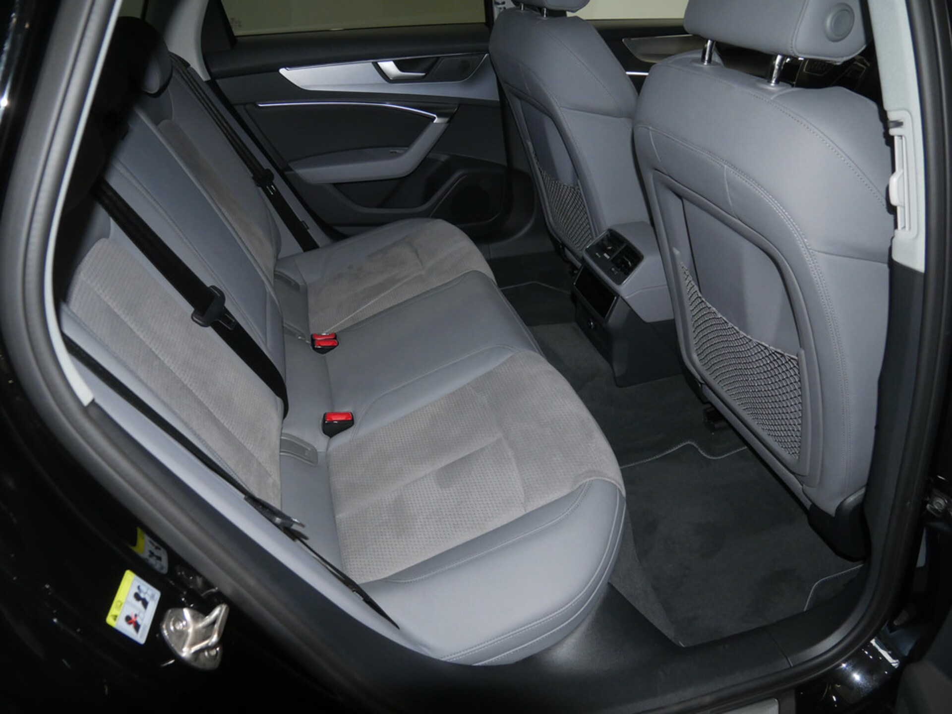 Audi S6 Avant