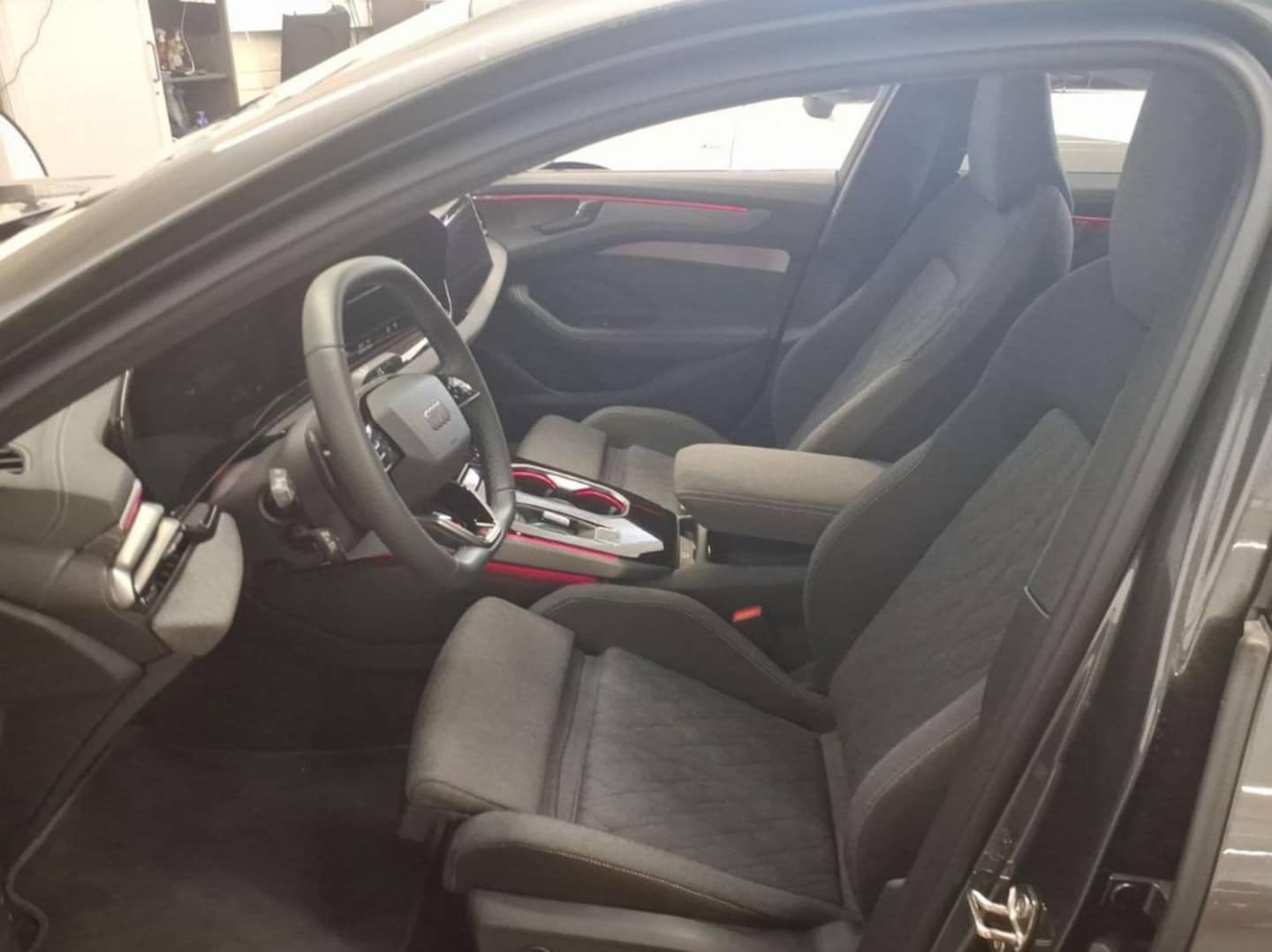 Bild über Audi A6 Limousine edition one TDI quattro 150 kW S tronic - für weitere Informationen kontaktieren Sie den Audi Partner