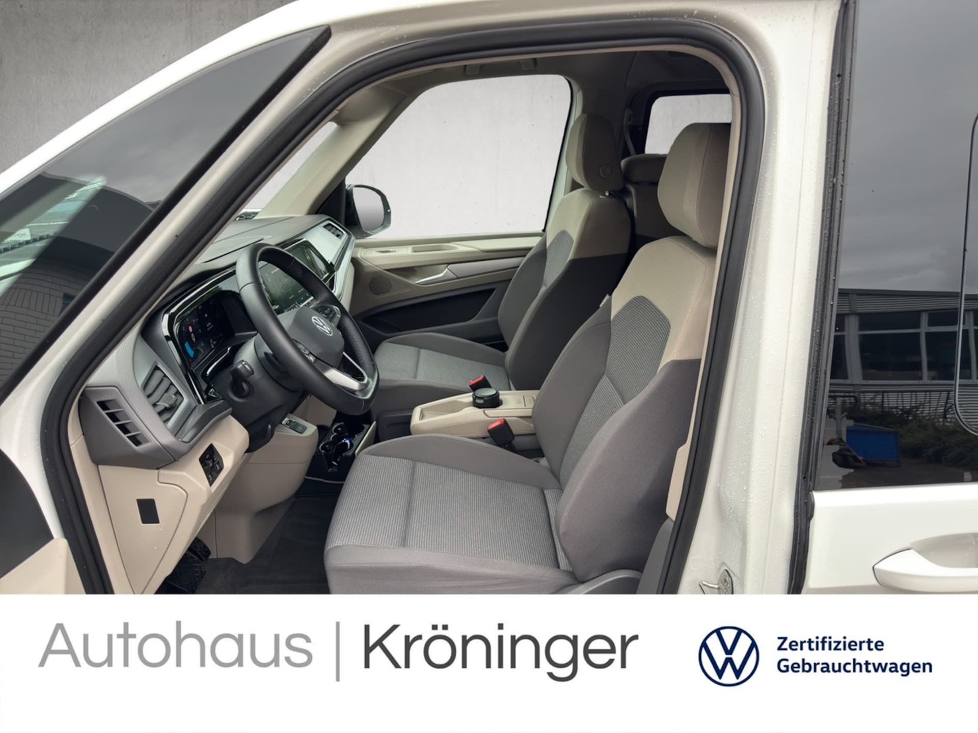 Volkswagen Multivan Basis-Modell