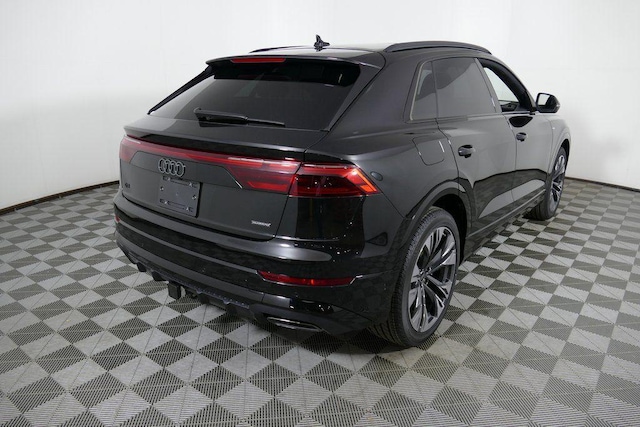 2026 Audi Q8