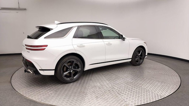 2026 Genesis GV70