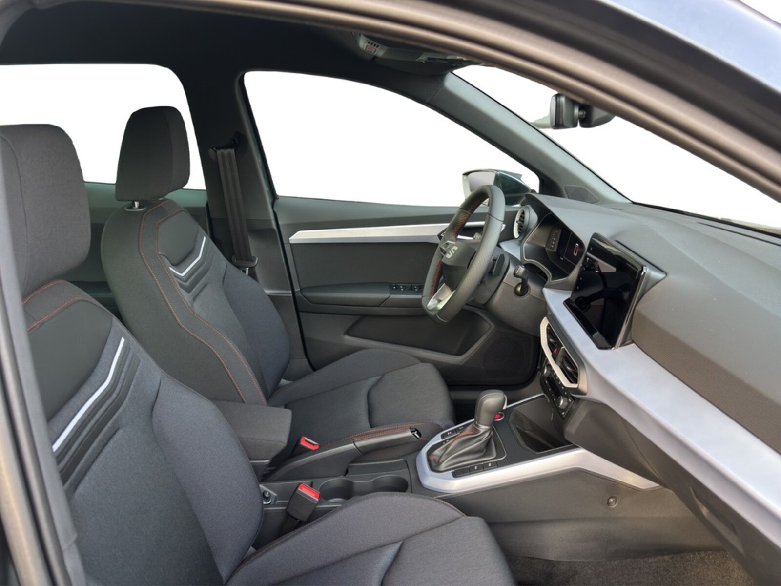 SEAT Arona – Bild 8