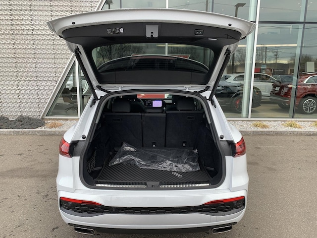 2025 Audi New Q5 Premium Plus - Photo 19