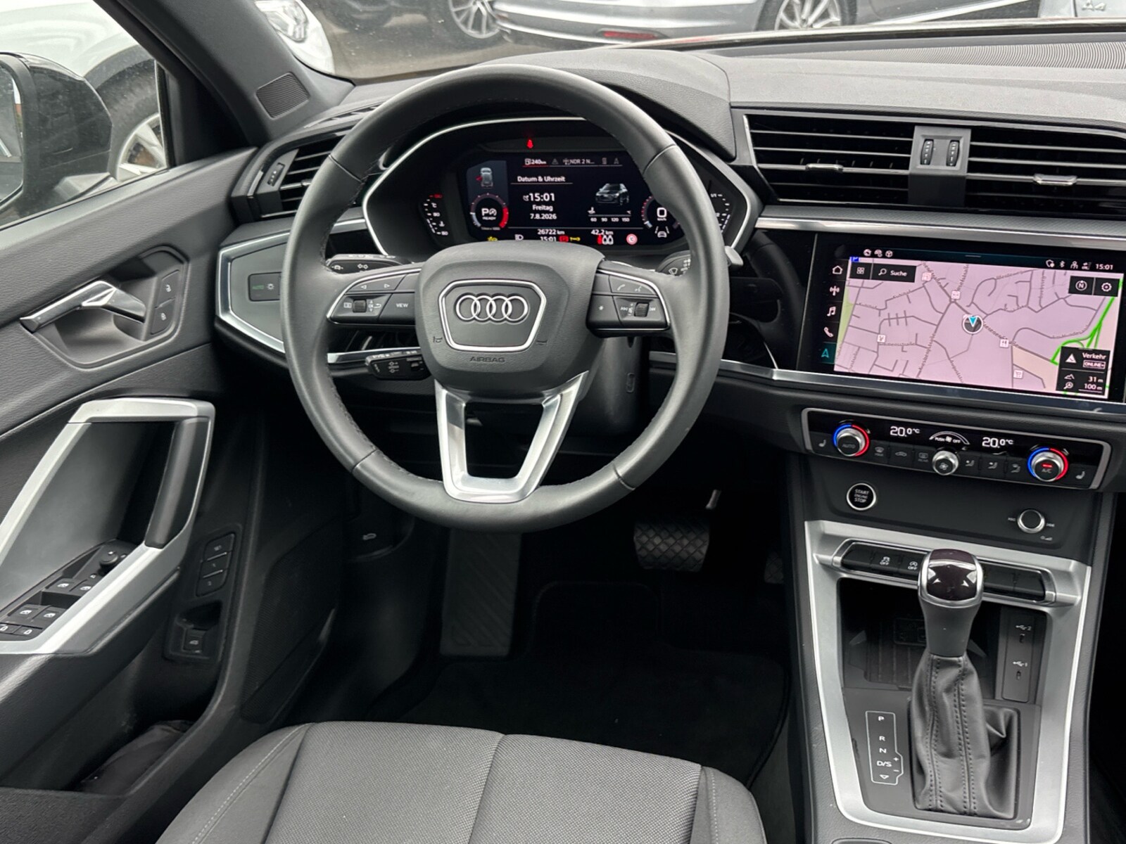 Audi Q3 – Bild 8