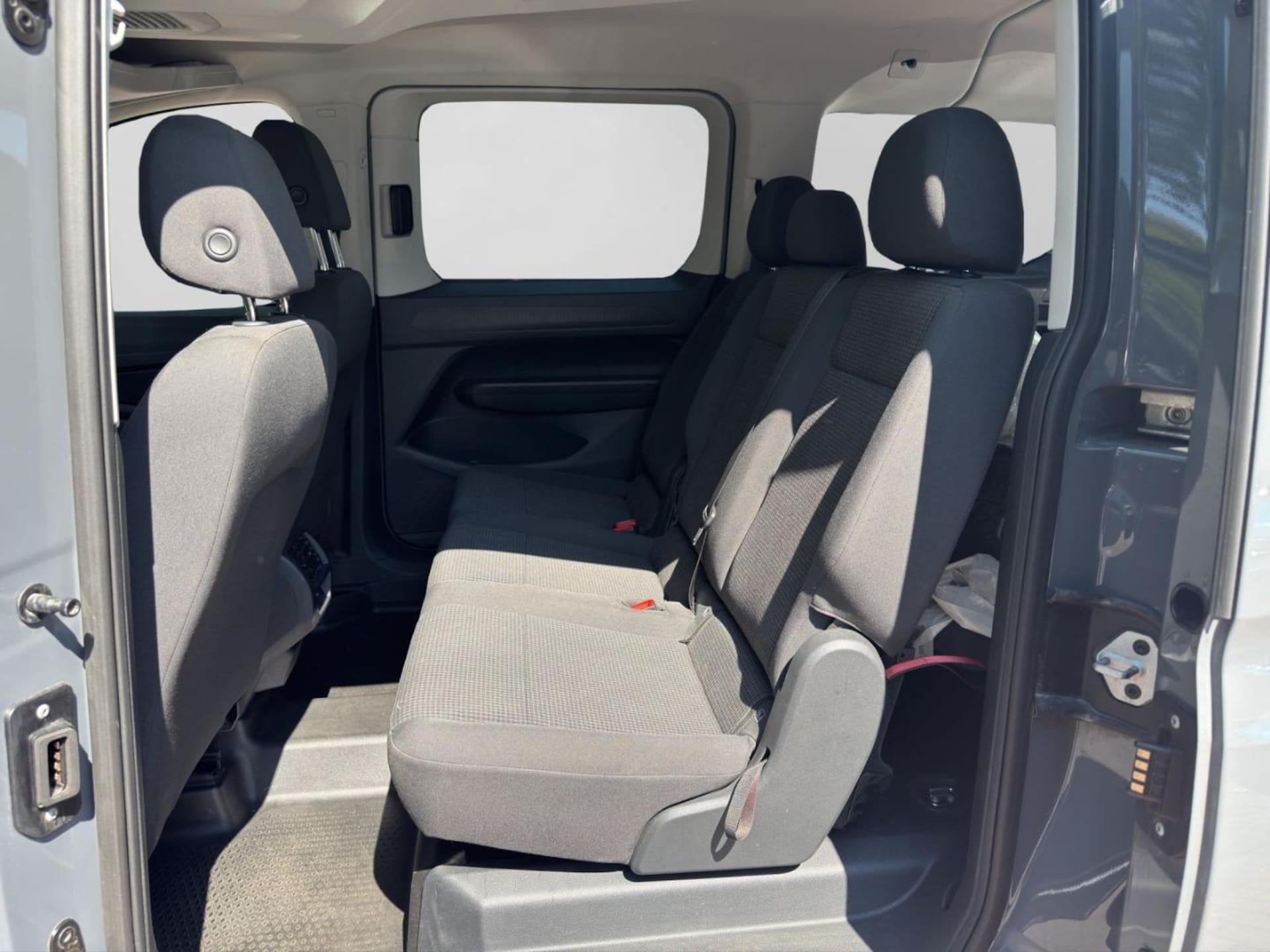 Volkswagen Caddy Maxi Basis-Modell
