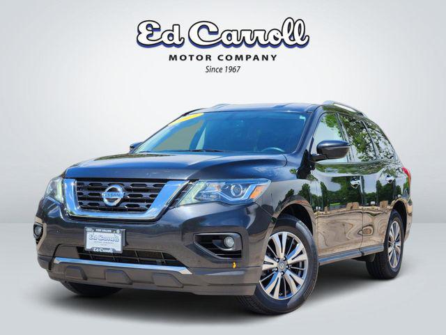 2017 Nissan Pathfinder SV 4WD's photo