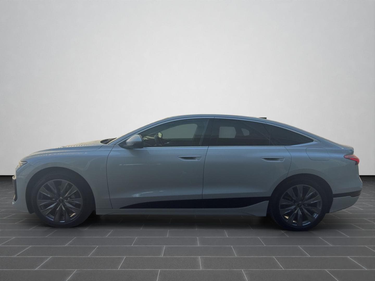 Bild über Audi A6 Sportback e-tron e-tron performance - für weitere Informationen kontaktieren Sie den Audi Partner