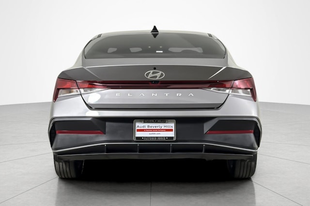 2024 Hyundai Elantra