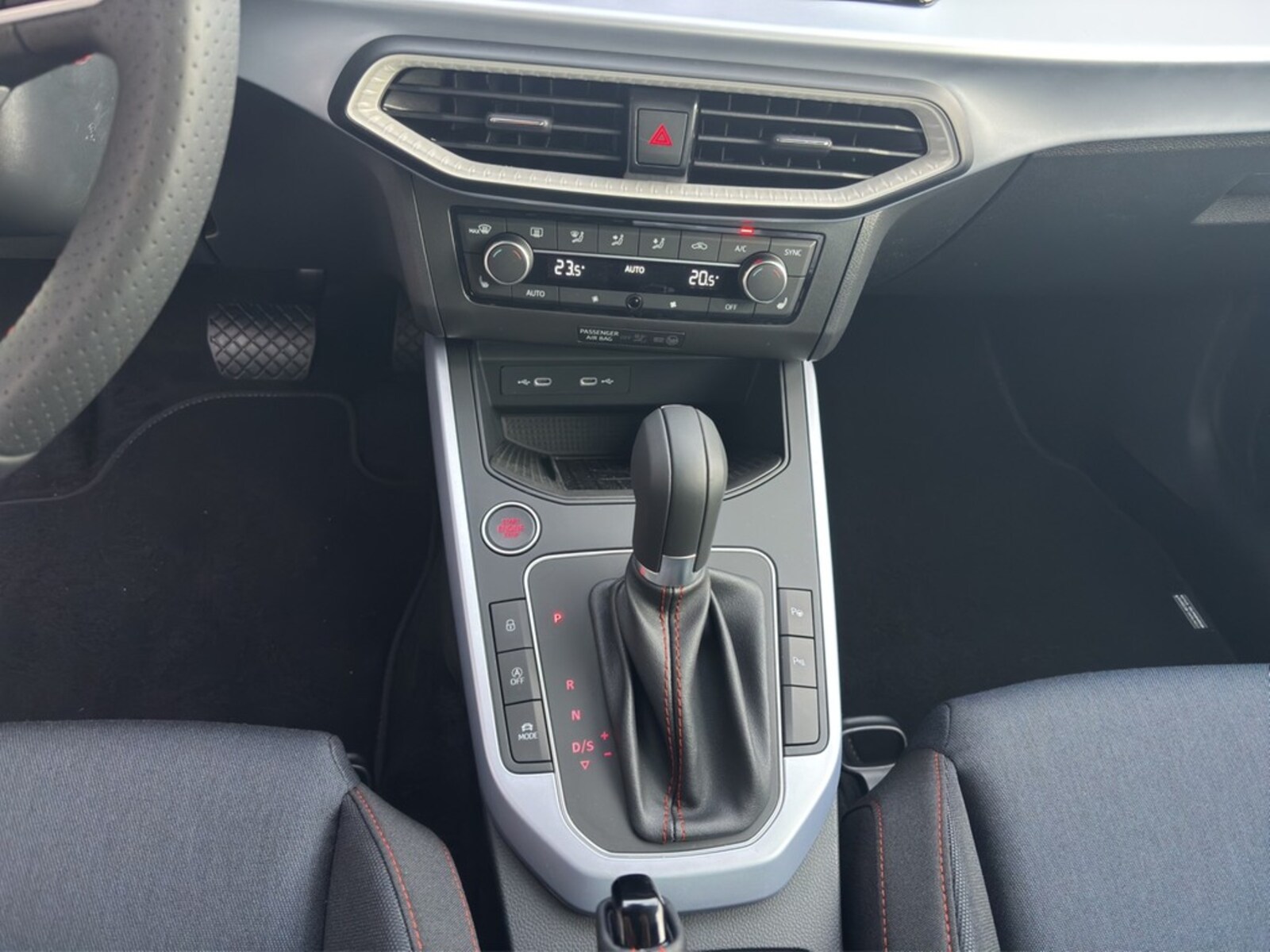 SEAT Arona – Bild 13
