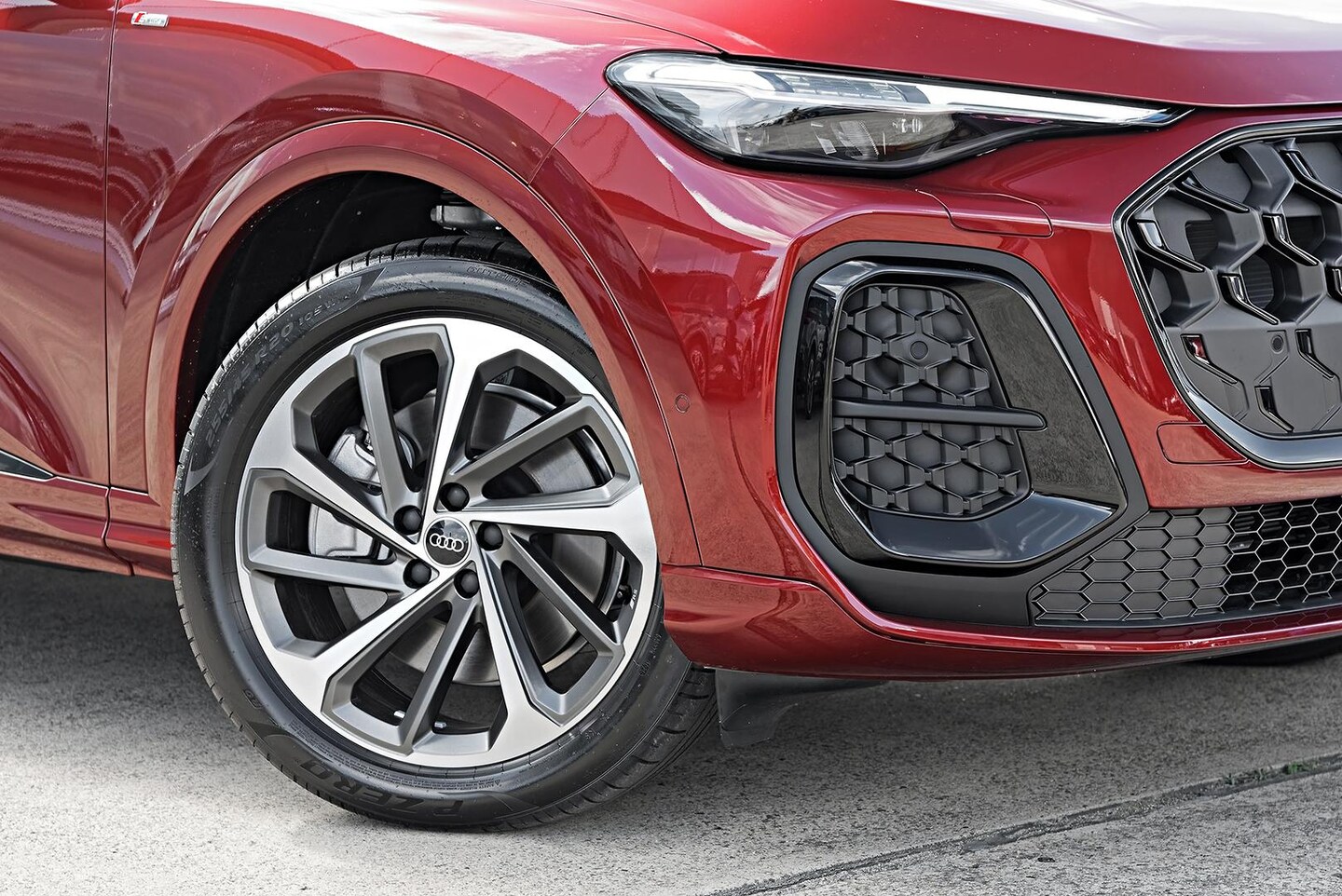 Image about Audi Q5 SUV TDI quattro 150 kW sport