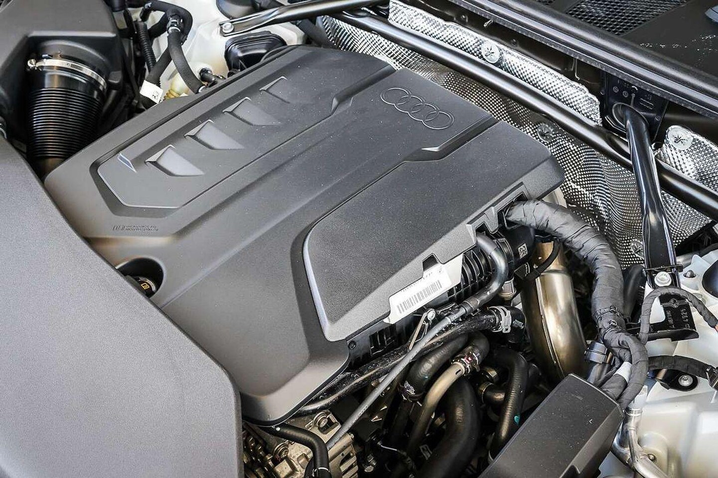 Image about Audi Q5 SUV TFSI quattro 200 kW sport
