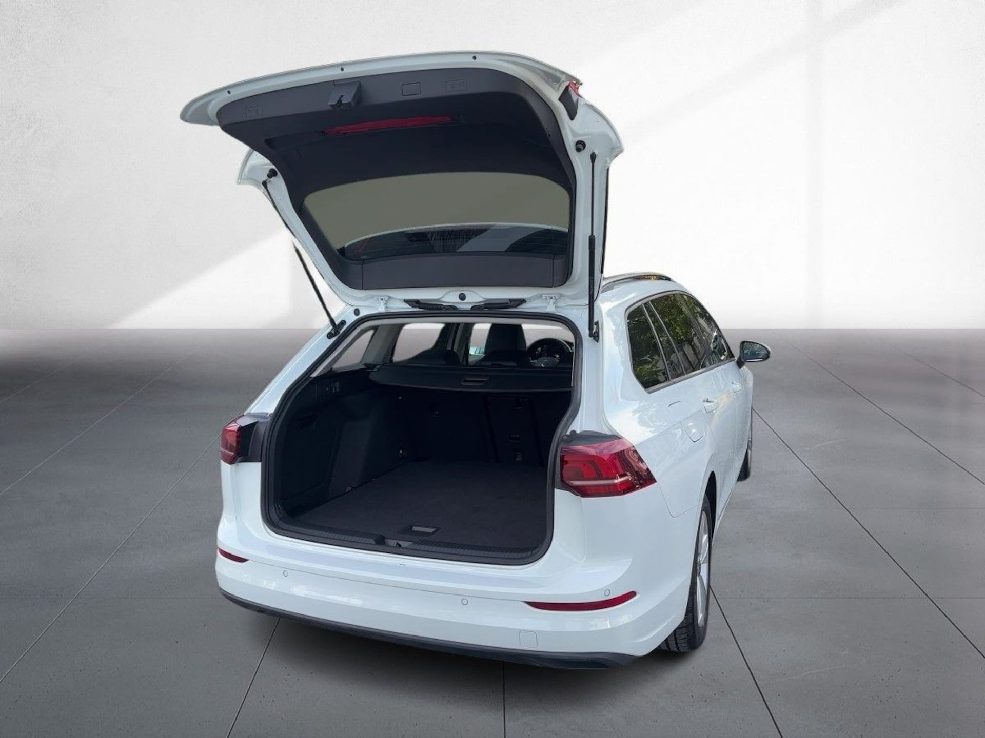 Volkswagen Golf Variant Life