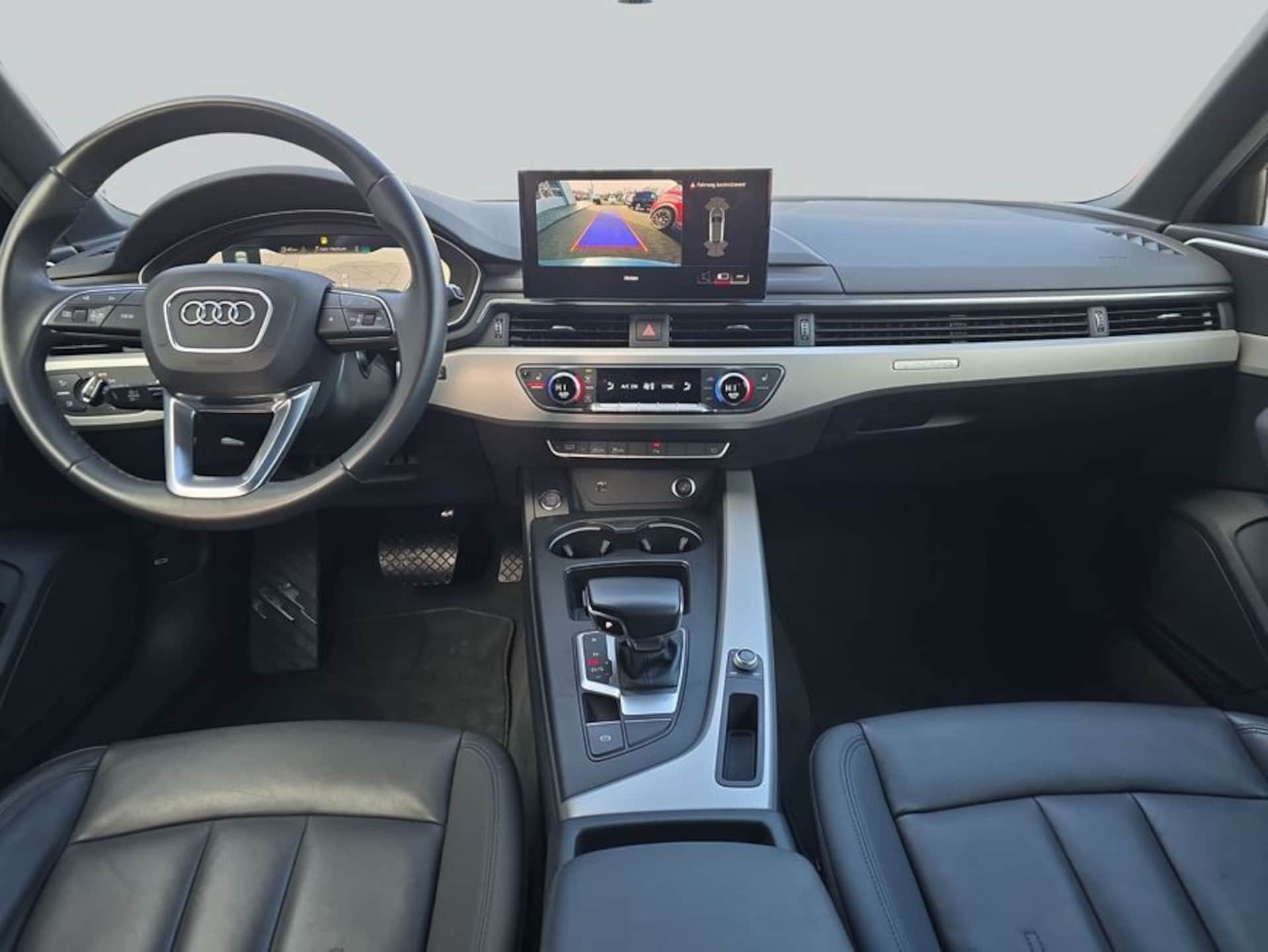Audi A4 Avant S line
