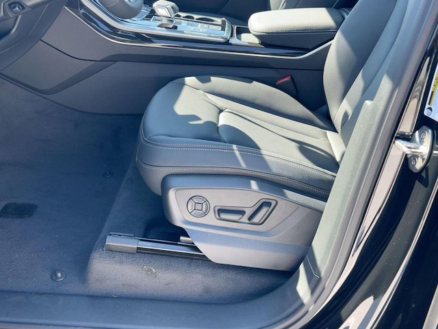 2026 Audi Q7 Premium - Photo 14