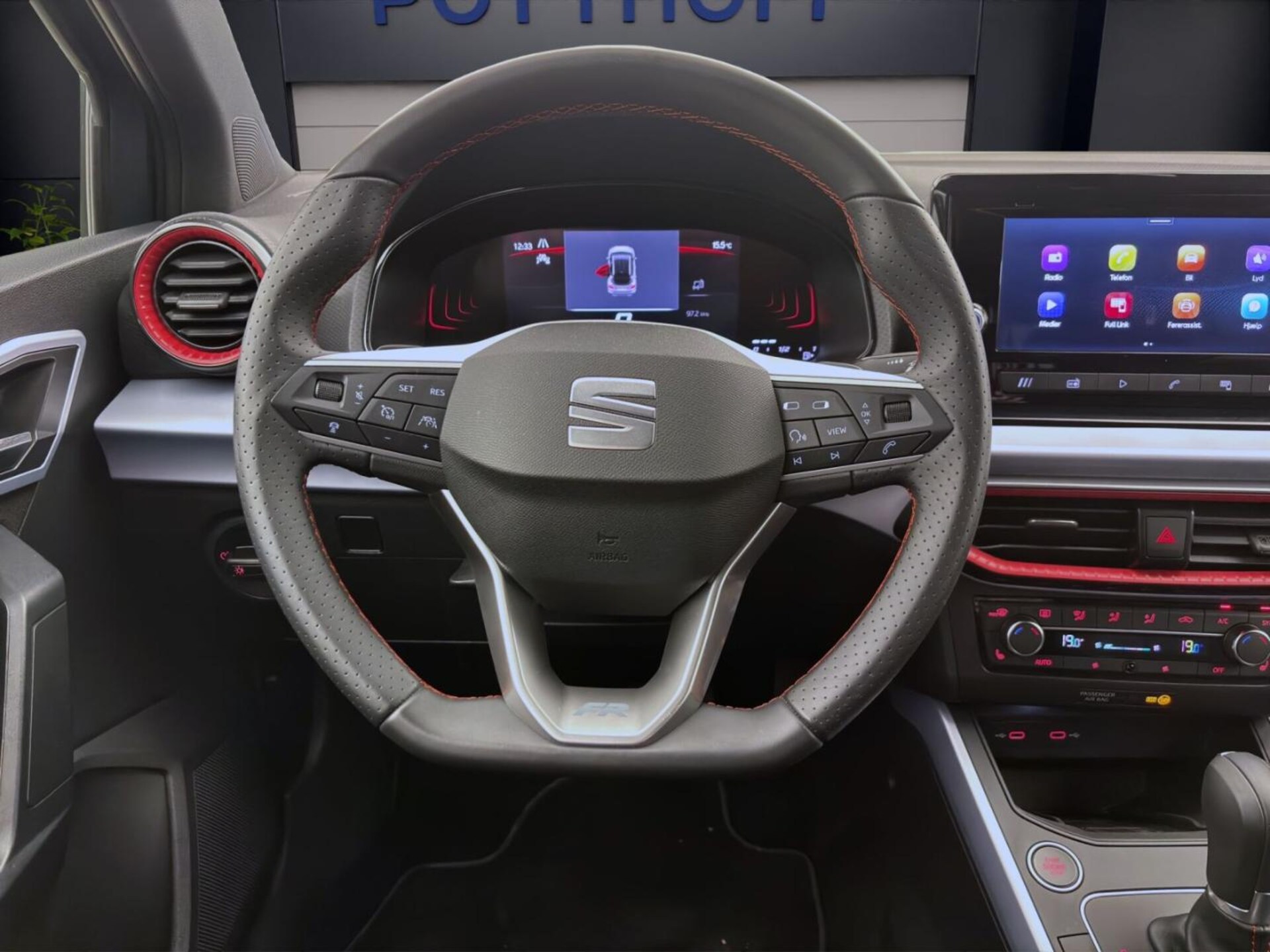 SEAT Arona FR
