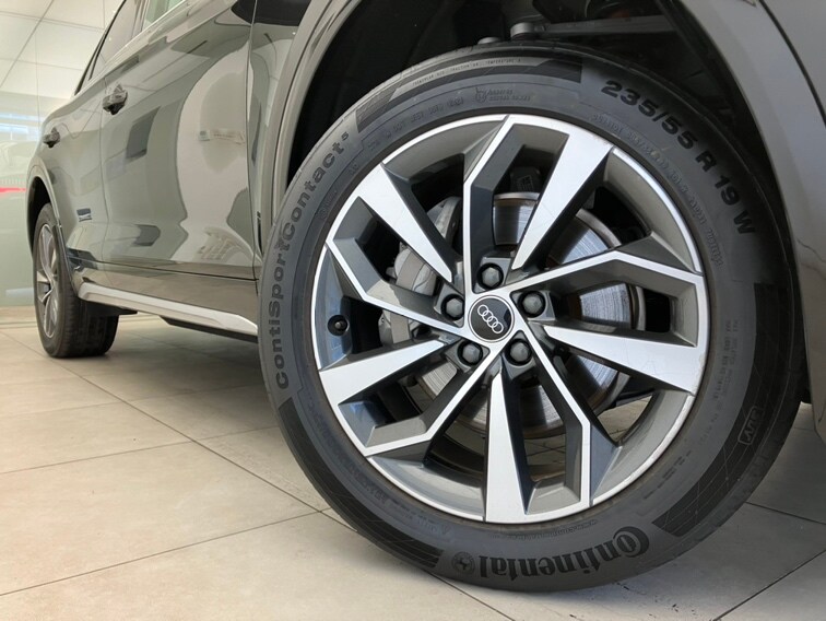 Image about Audi Q5 Sportback 40 TDI quattro advanced