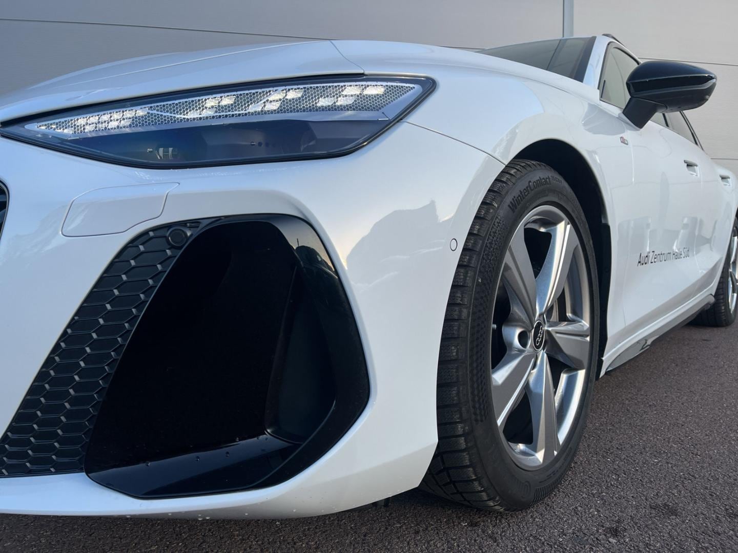 Bild über Audi A6 Avant edition one TDI quattro 150 kW S tronic - für weitere Informationen kontaktieren Sie den Audi Partner