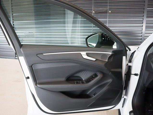 2026 Audi A6 Premium Plus - Photo 26