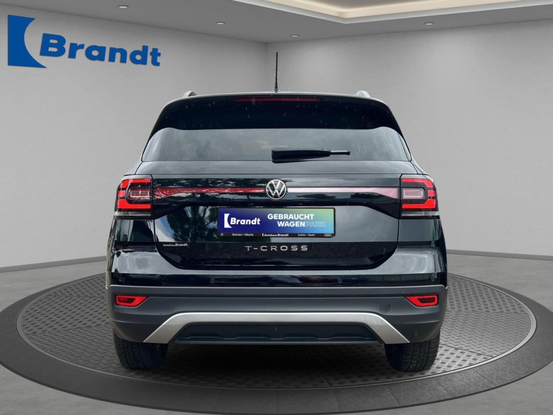 Volkswagen T-Cross United