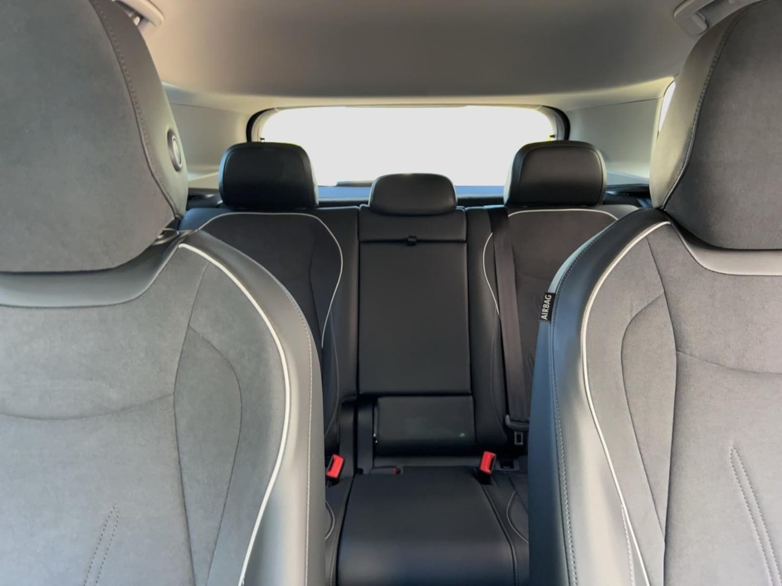 Volkswagen Tiguan – Bild 17