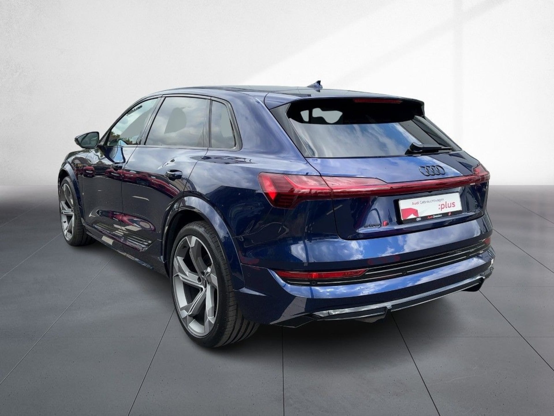 Audi e-tron S