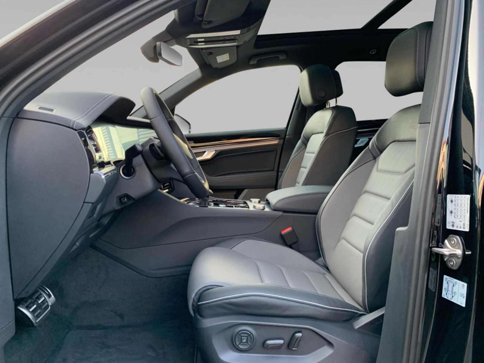 Volkswagen Touareg – Bild 10