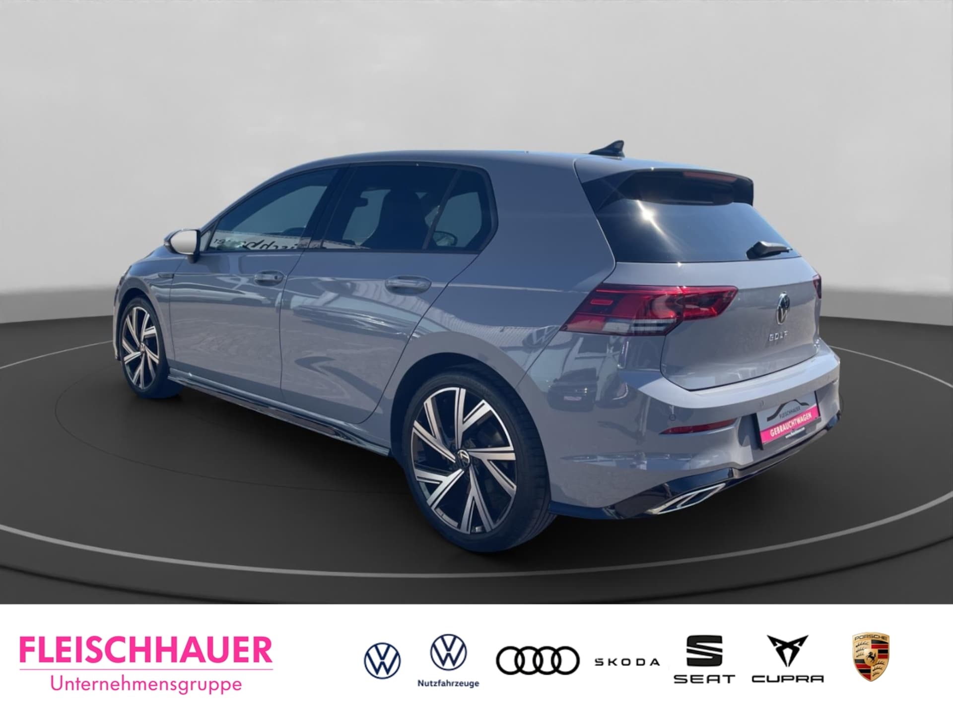 Volkswagen Golf R-Line