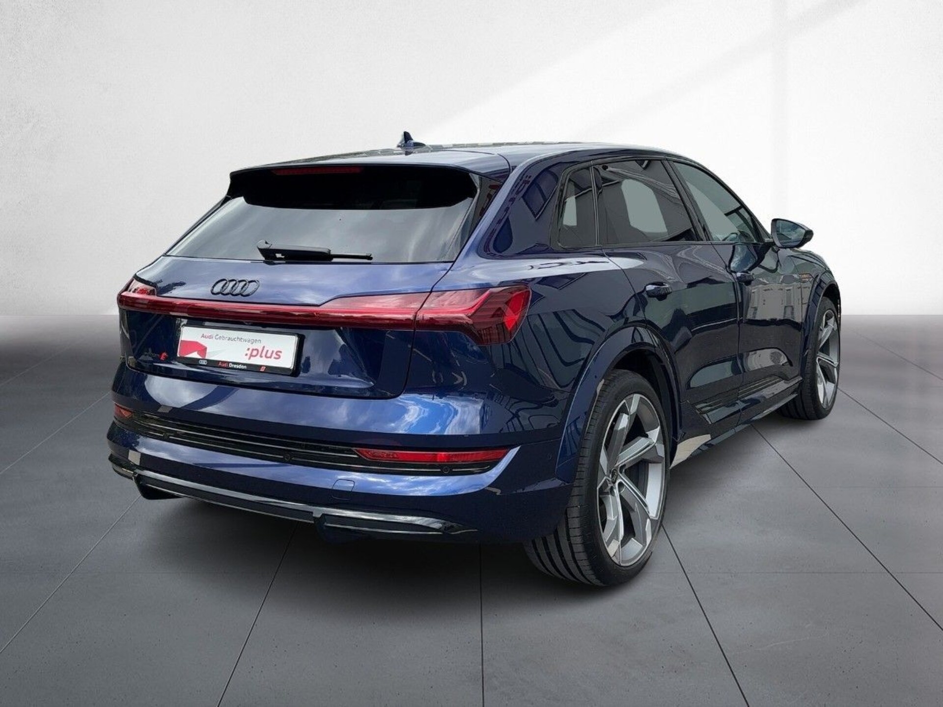 Audi e-tron S
