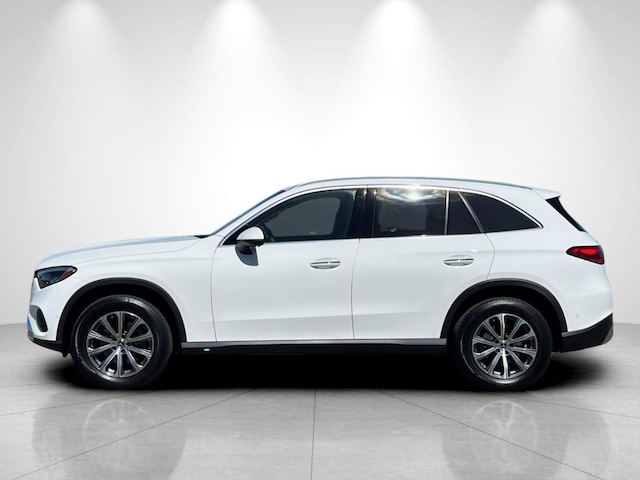 2024 Mercedes-Benz GLC 300