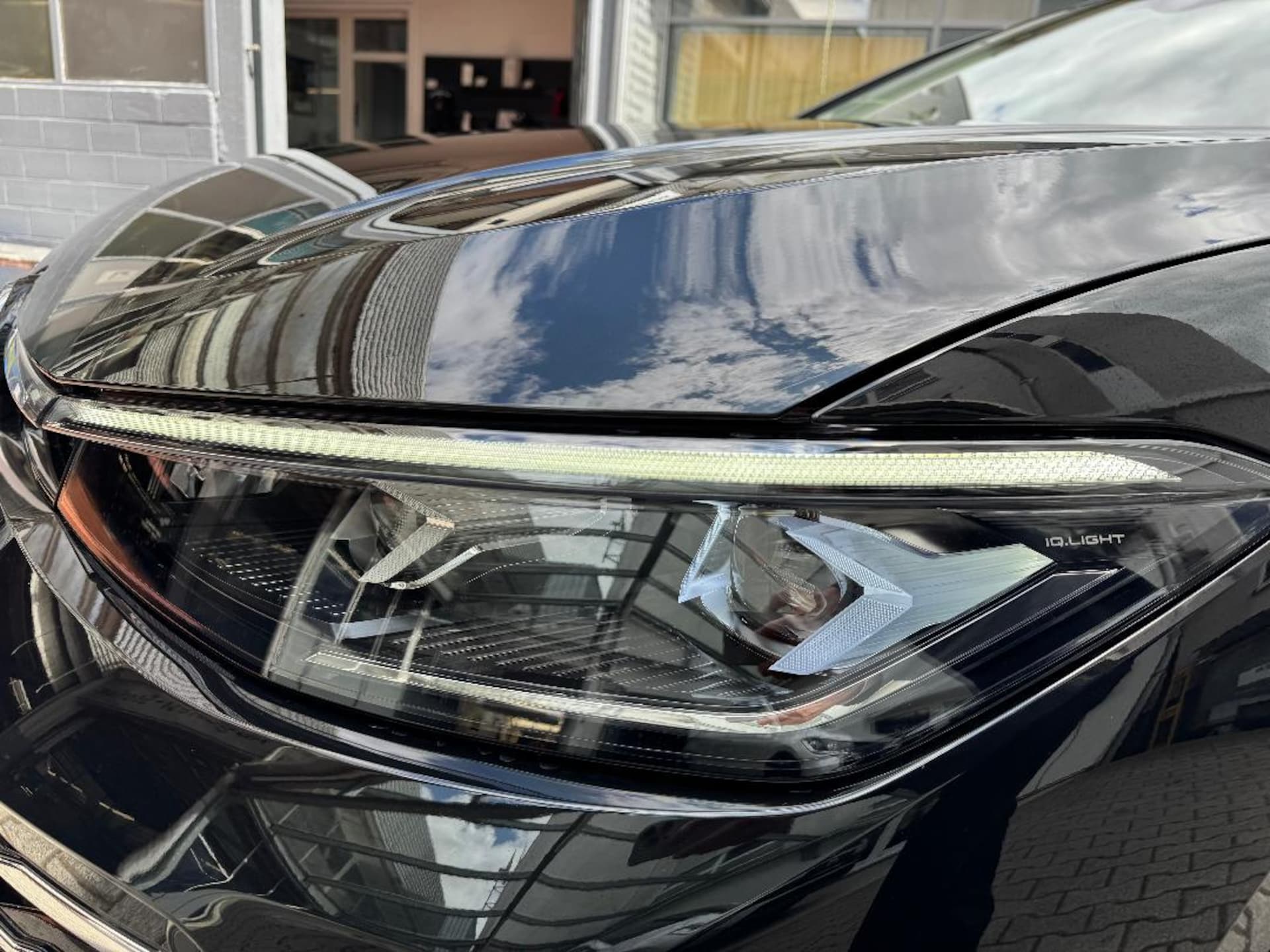 Volkswagen Passat Elegance