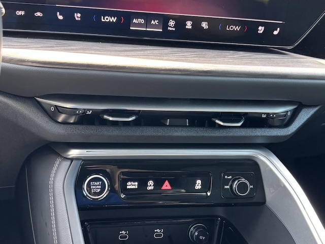 2025 Audi Q5 Premium Plus - Photo 31