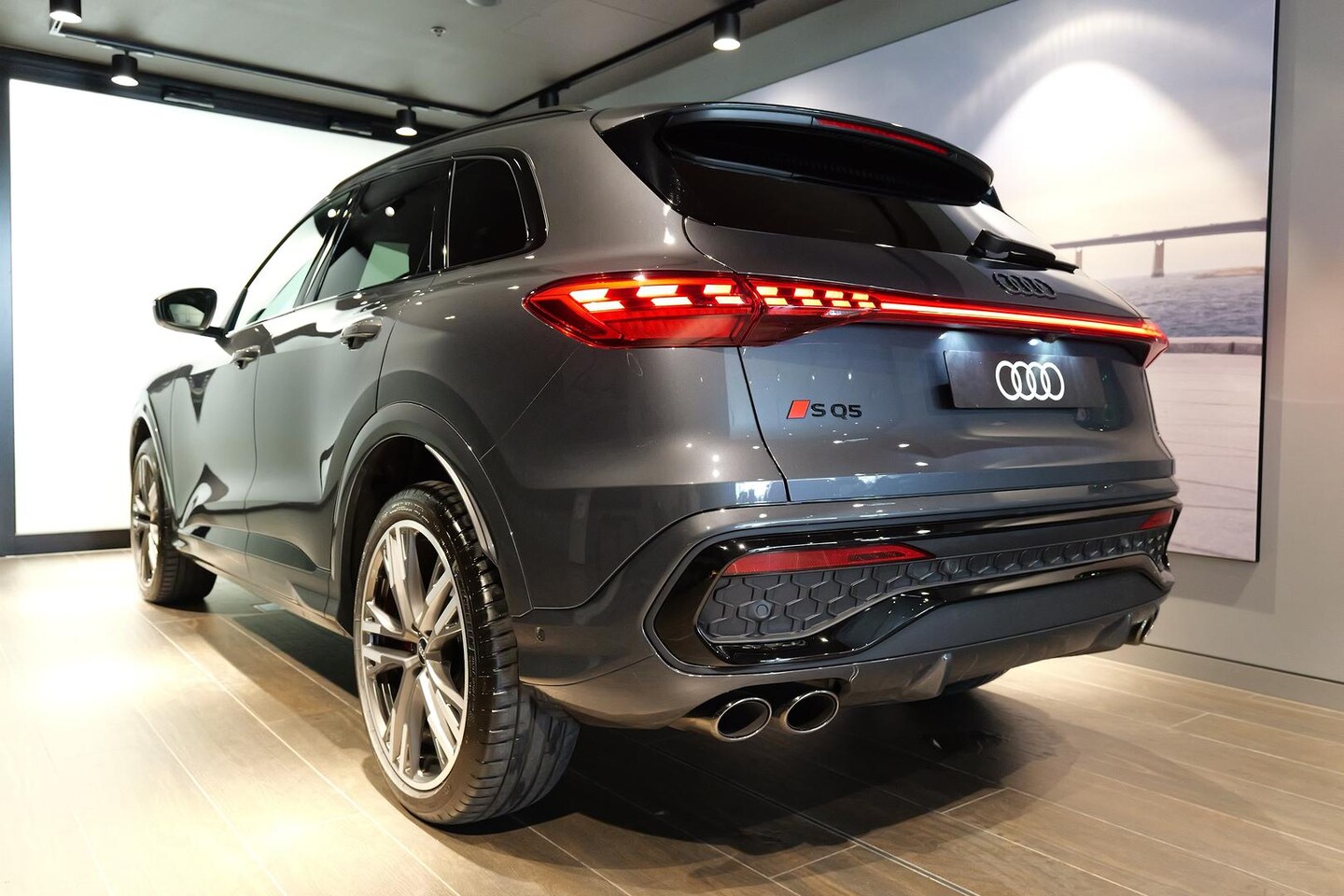 Image about Audi SQ5 SUV TFSI 270 kW edition one