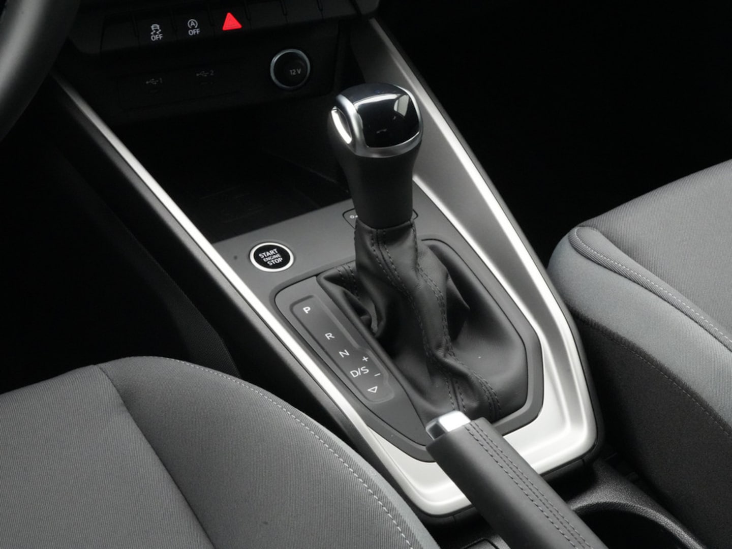 Bild über Audi A1 Sportback S line 25 TFSI S tronic - für weitere Informationen kontaktieren Sie den Audi Partner