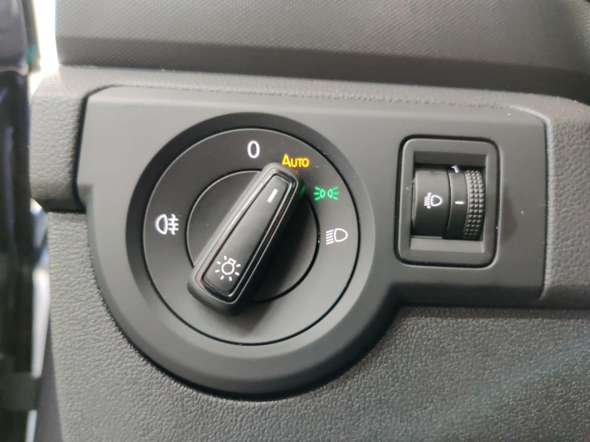 Volkswagen T-Cross Basis-Modell