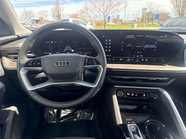 2025 Audi Q5 Premium - Photo 18