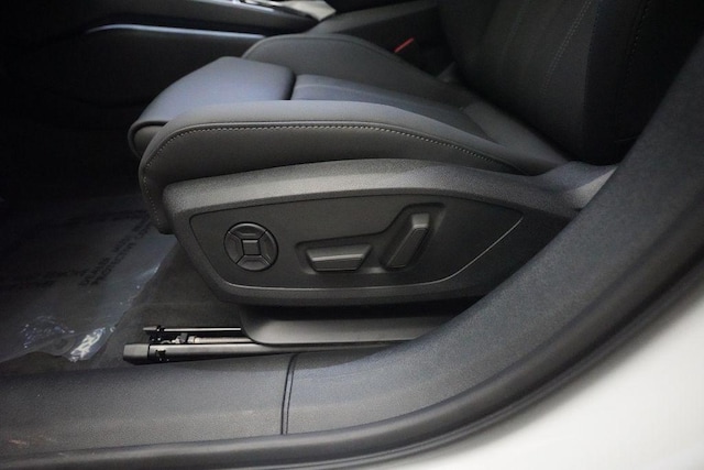2026 Audi A6 Premium Plus - Photo 30